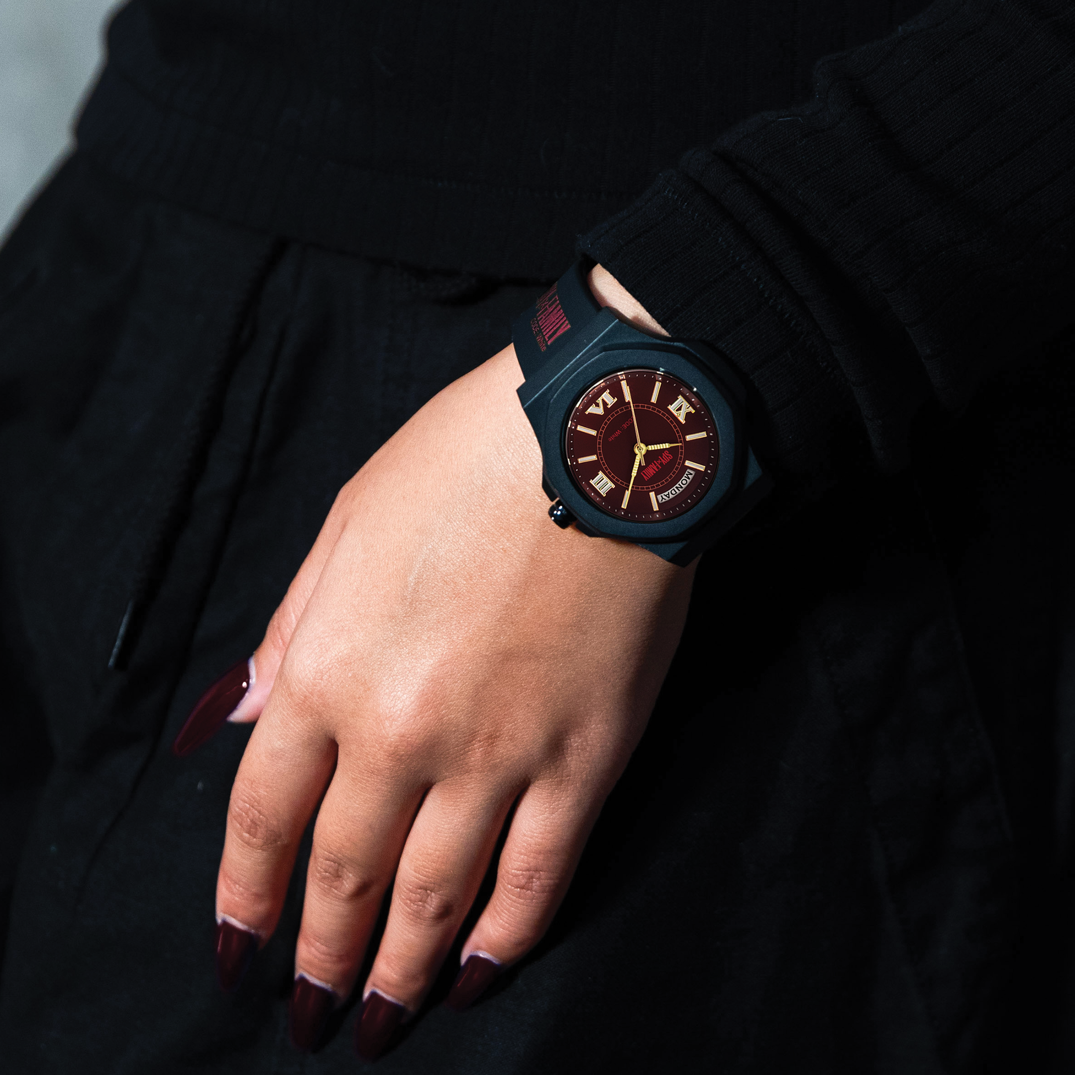 DT0116SF - SPY X FAMILY YOR WATCH